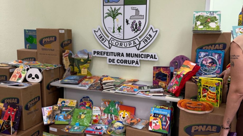 Corupá investe R$ 300 mil em livros e amplia acesso à educação