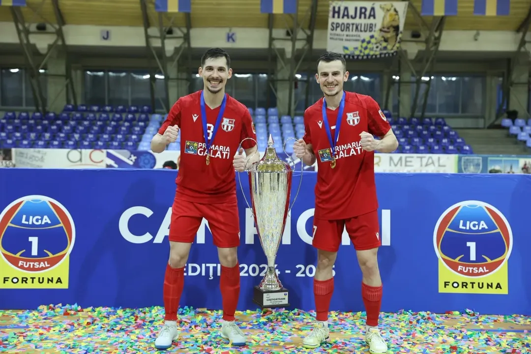 Irmãos de Massaranduba brilham no futsal europeu e conquistam todos os títulos da temporada