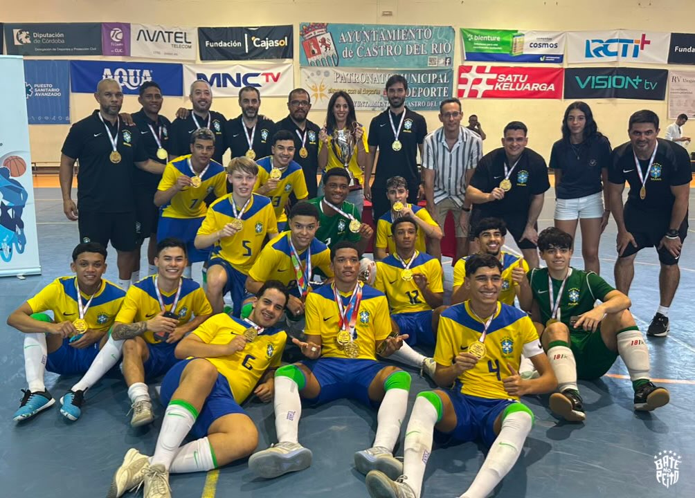 Atletas do Jaraguá Futsal conquistam título com a Seleção Brasileira Sub-17 na Espanha