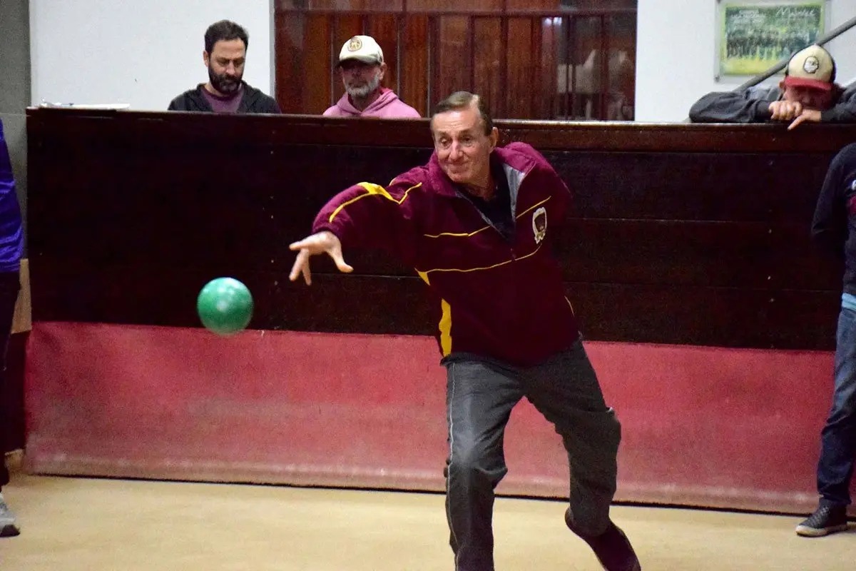 Campeonato Municipal de Bocha de Jaraguá do Sul entra na fase decisiva com 20 equipes na disputa por vagas