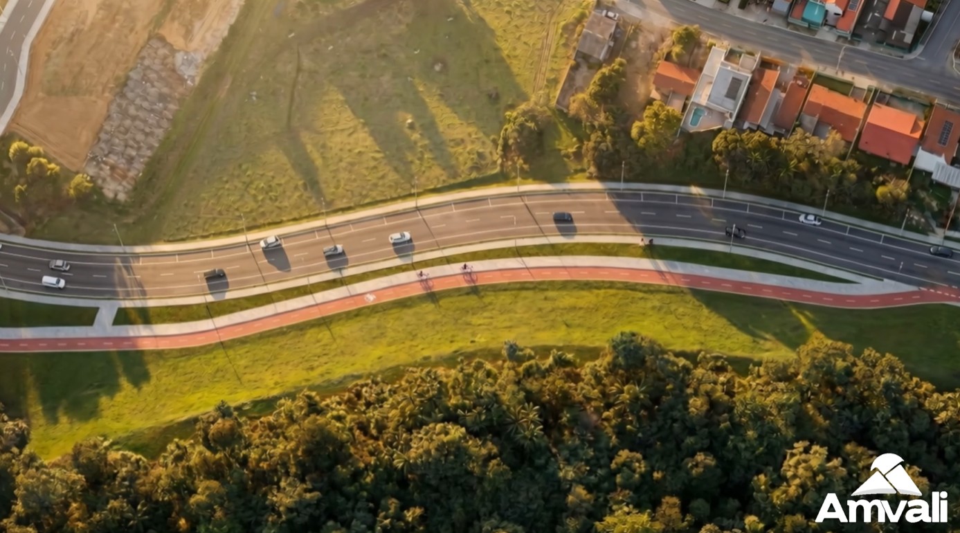 Projeto da Via Verde de Guaramirim prevê corredor com ciclovia, calçadas e áreas verdes ao lado da pista.
